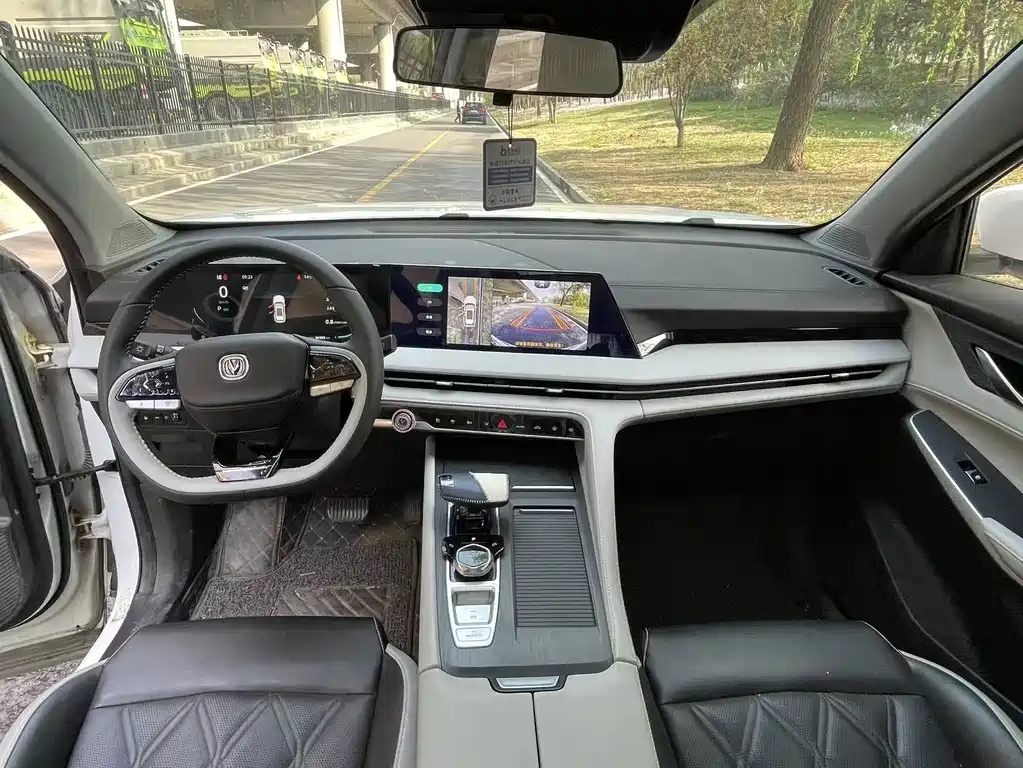 Changan CS75 PLUS 2023 — фото 11