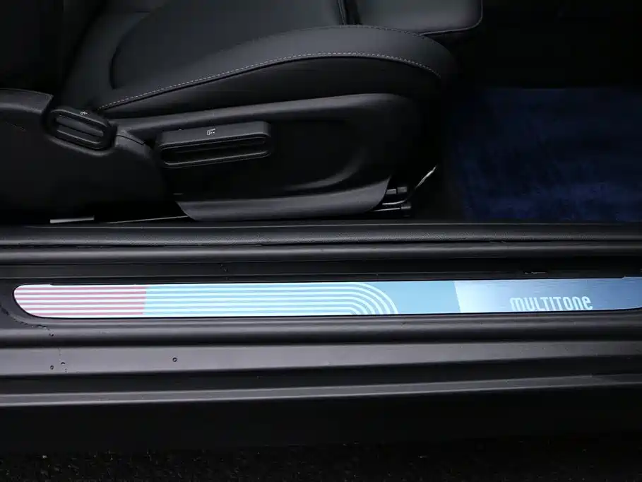MINI Mini 2023 — фото 20