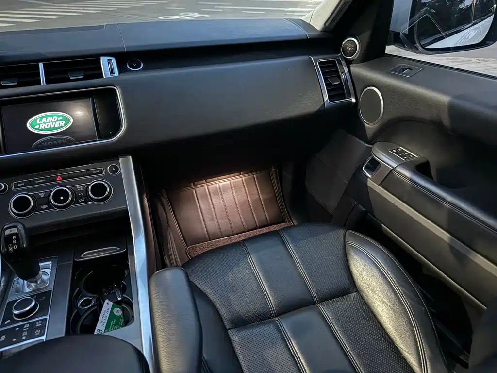 Land Rover Sport 2016 — фото 12