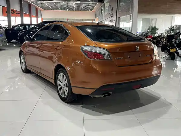 MG MG6 2012