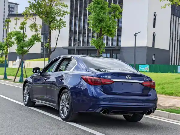 Infiniti Q50L 2020