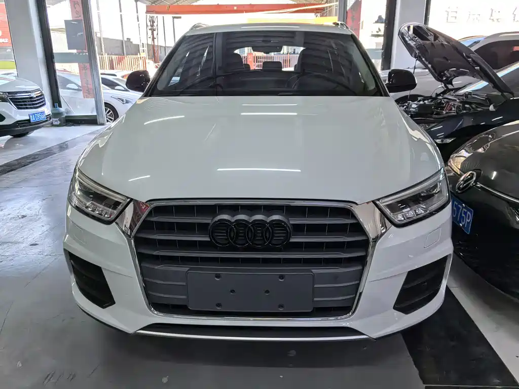 Audi Q3 2019 — фото 2