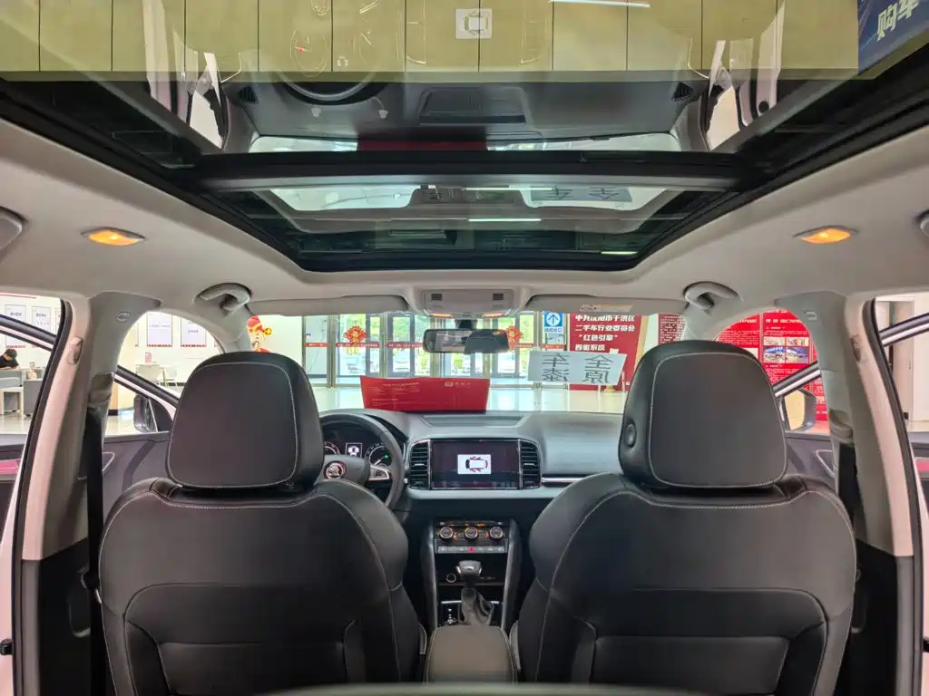 Skoda Karoq 2021 — фото 10