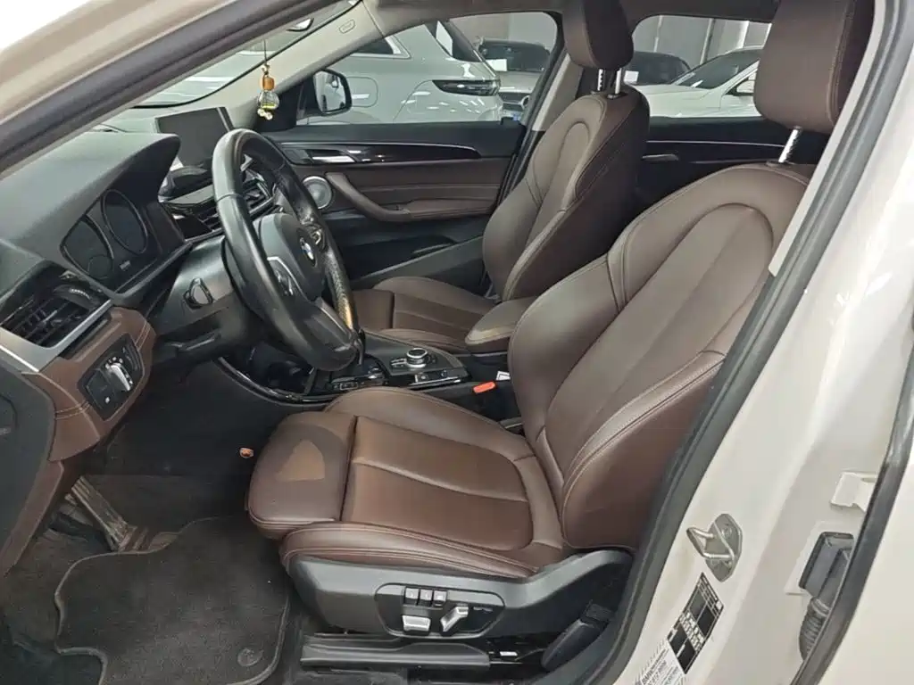 BMW X2 2021 — фото 15