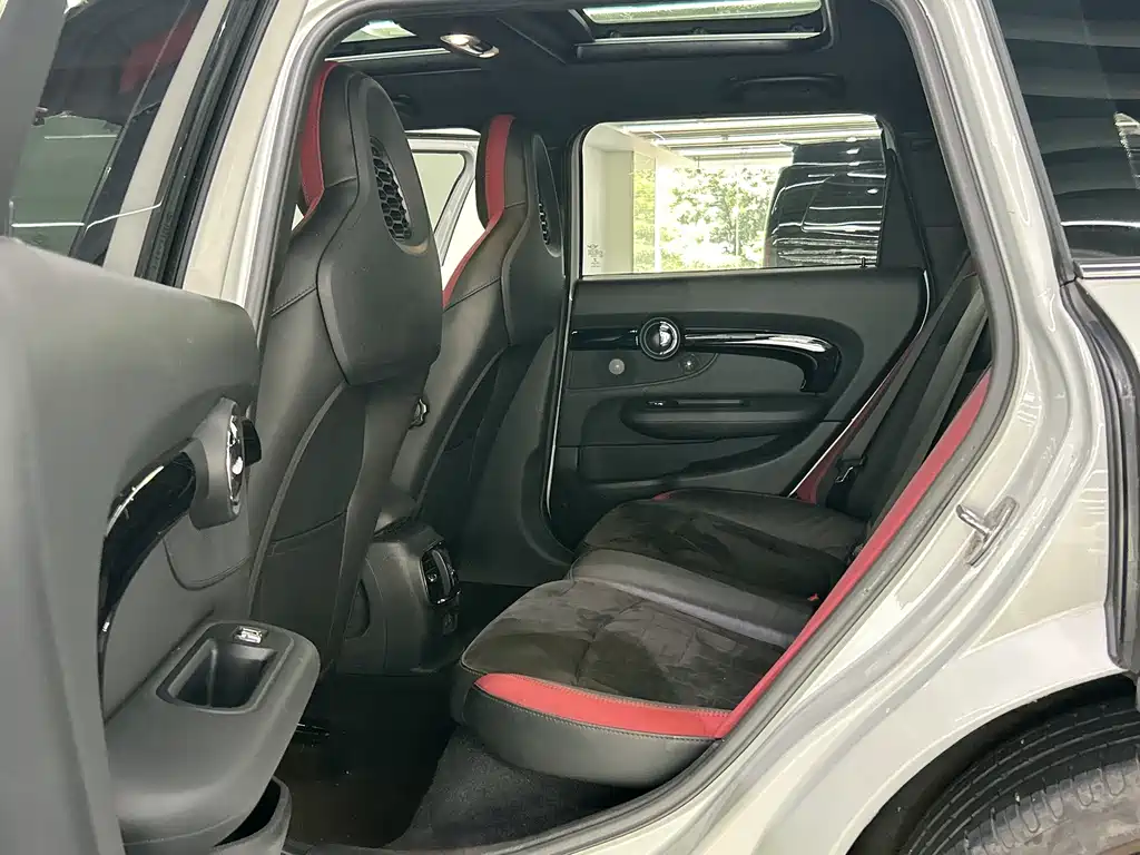 MINI JCW Clubman 2019 — фото 15