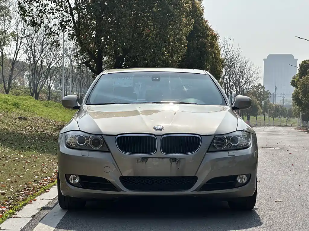 BMW 3 Series 2012 — фото 2