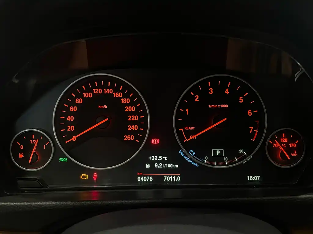 BMW 3 Series GT 2015 — фото 18