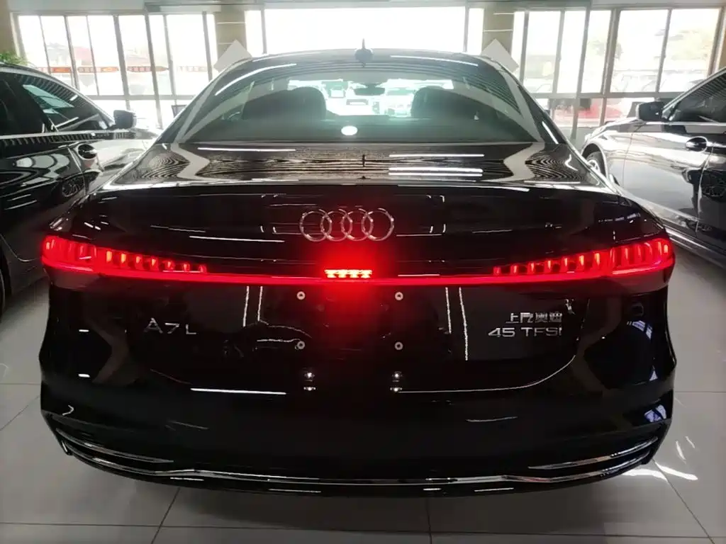 Audi A7L 2026 — фото 6