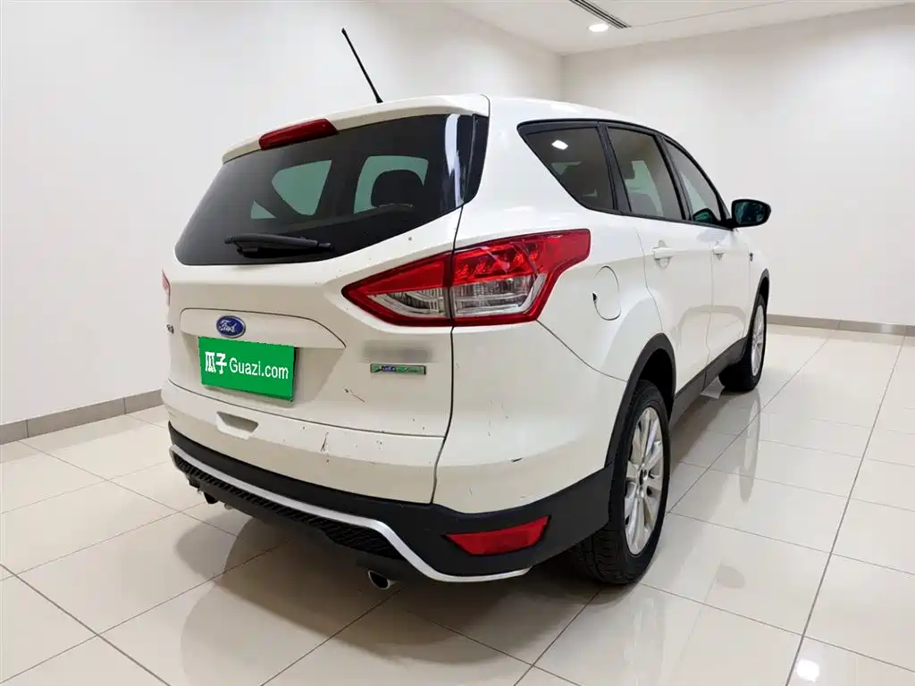 Ford Kuga 2016