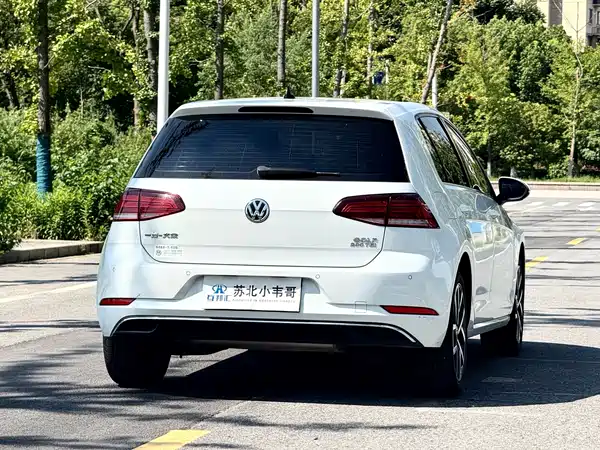 Volkswagen Golf 2020