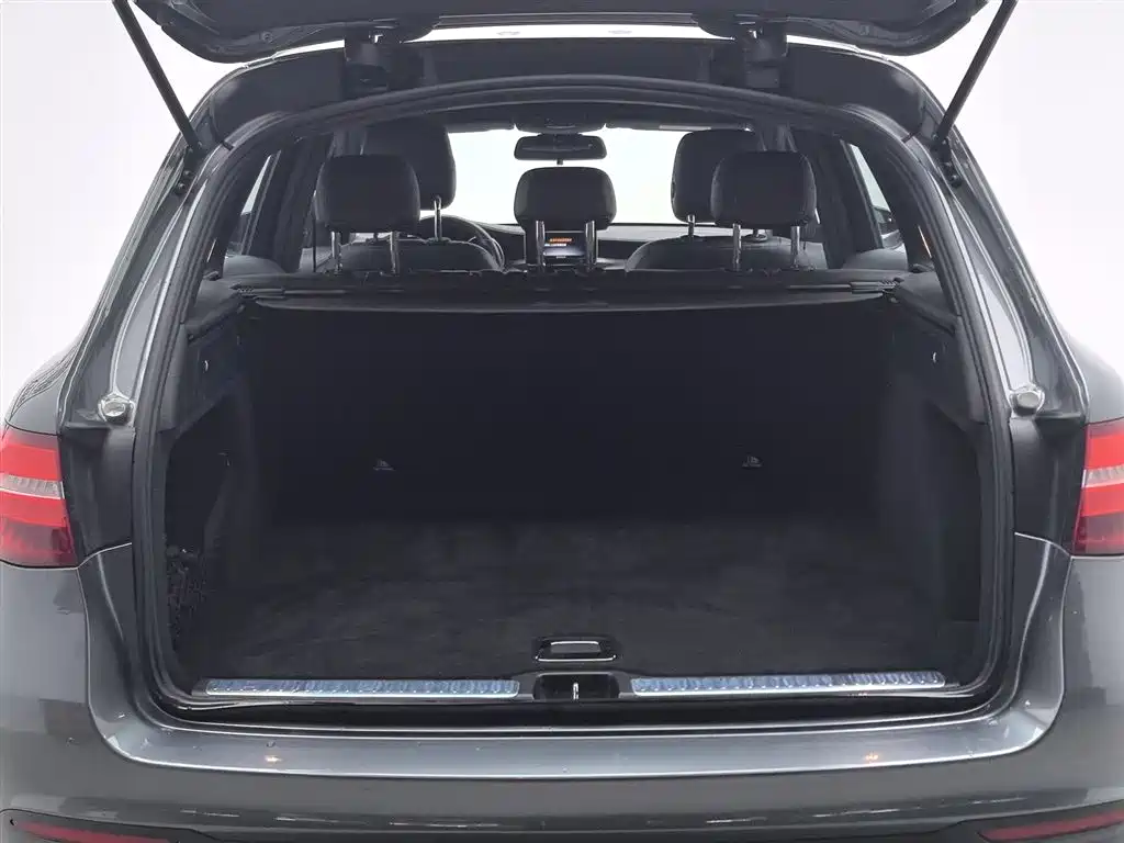 Mercedes-Benz GLC 2016 — фото 16