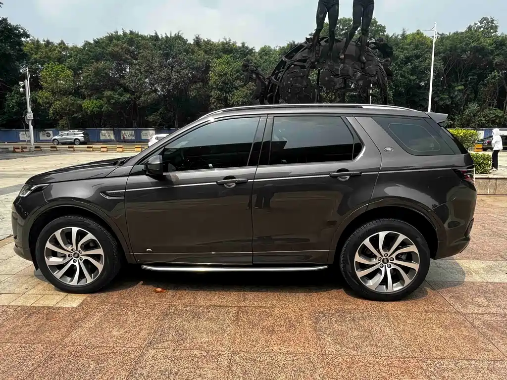 Land Rover Discovery Sport 2022 — фото 6