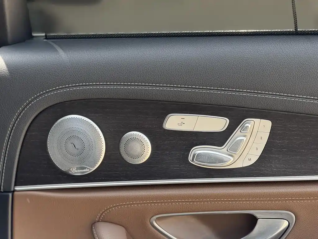 Mercedes-Benz E-Class 2020 — фото 13