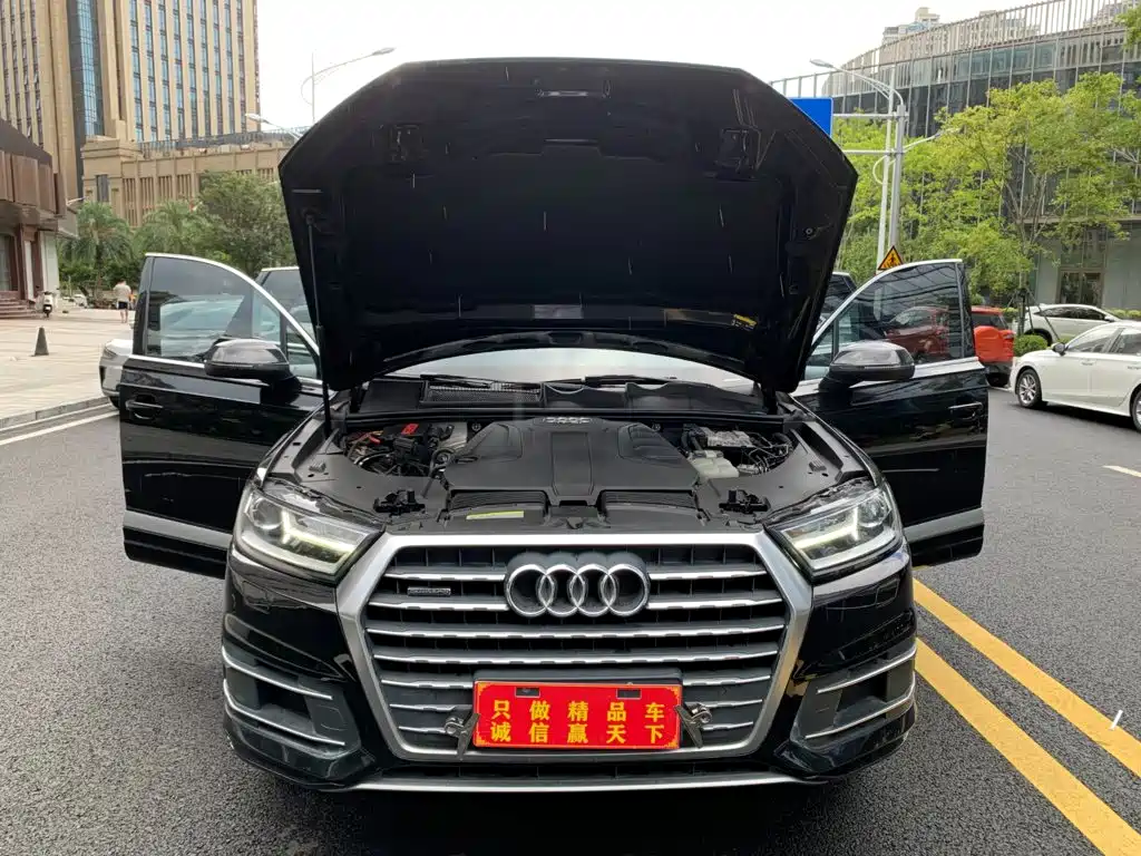 Audi Q7 2018 — фото 17