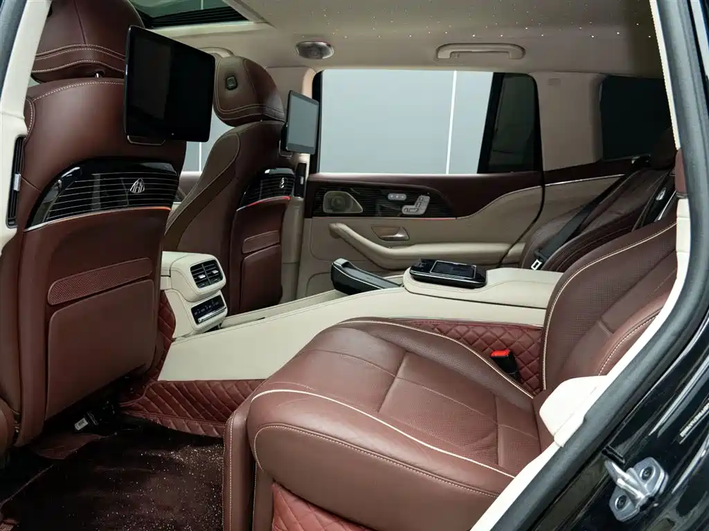 Mercedes-Benz GLS 2023 — фото 11