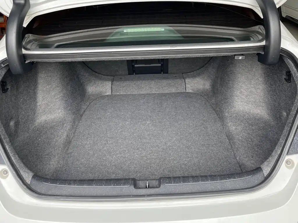 Honda Accord 2019 — фото 15