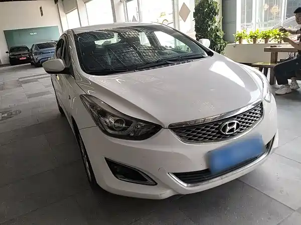 Hyundai Elantra Langdong 2016