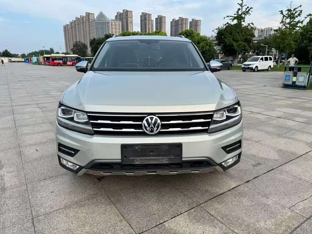 Volkswagen Tiguan L 2020