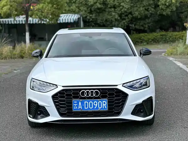 Audi A4L 2023