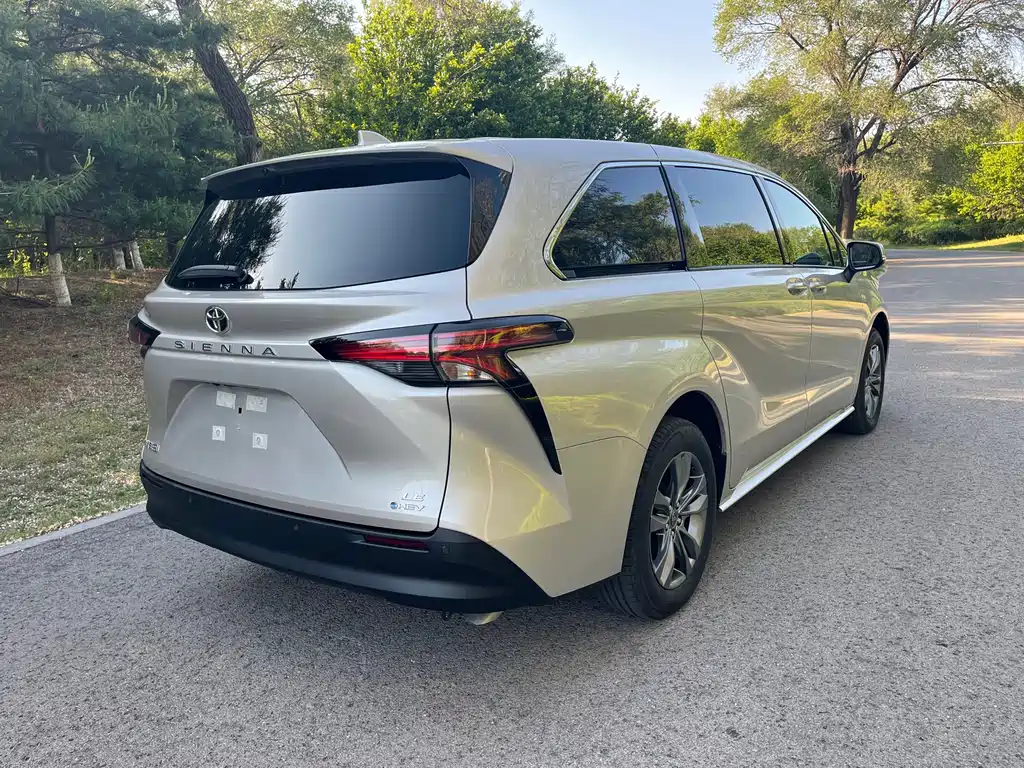 Toyota Sienna 2026 — фото 16