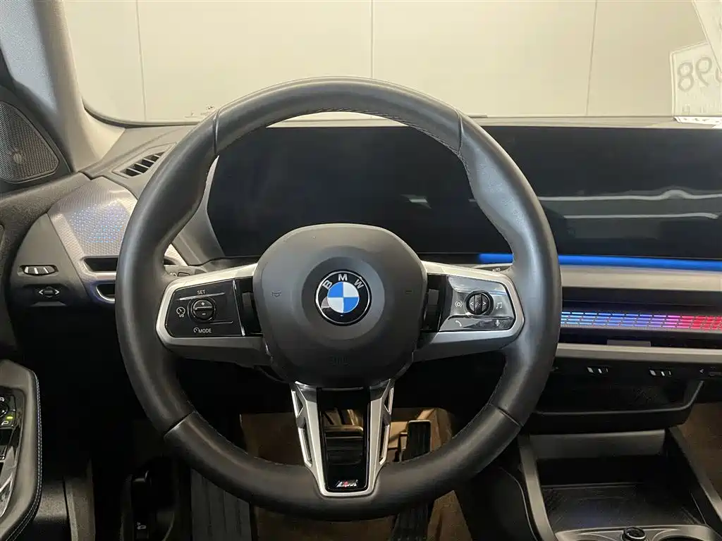 BMW 2 Series 2025 — фото 13