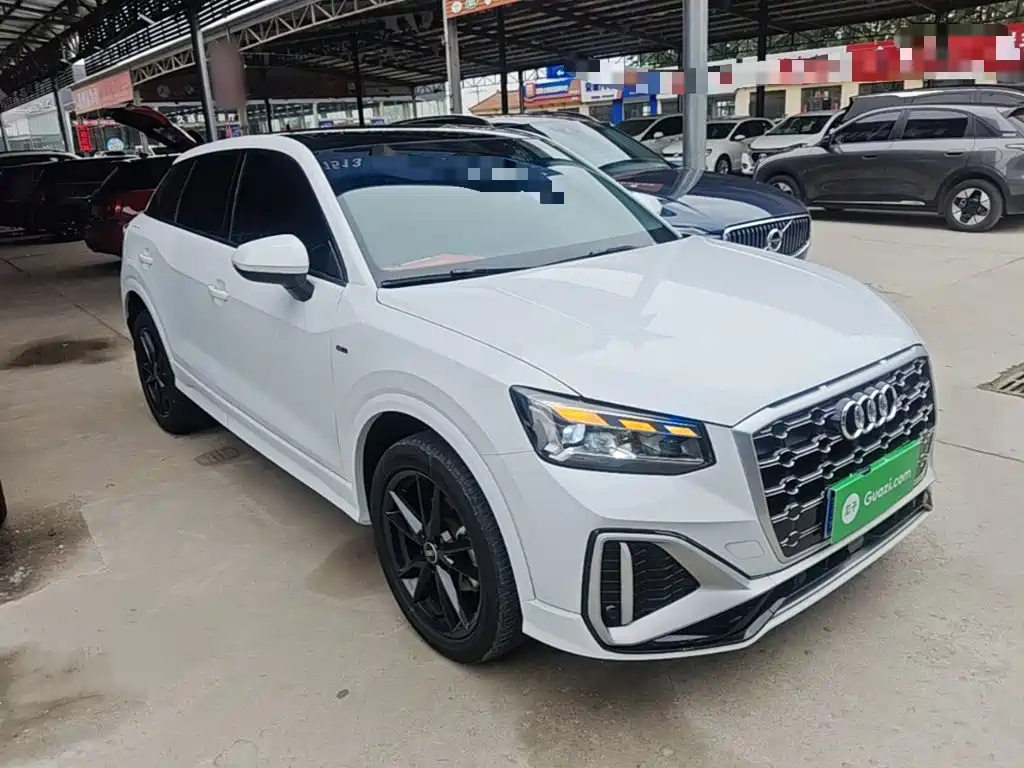 Audi Q2L 2023 — фото 22