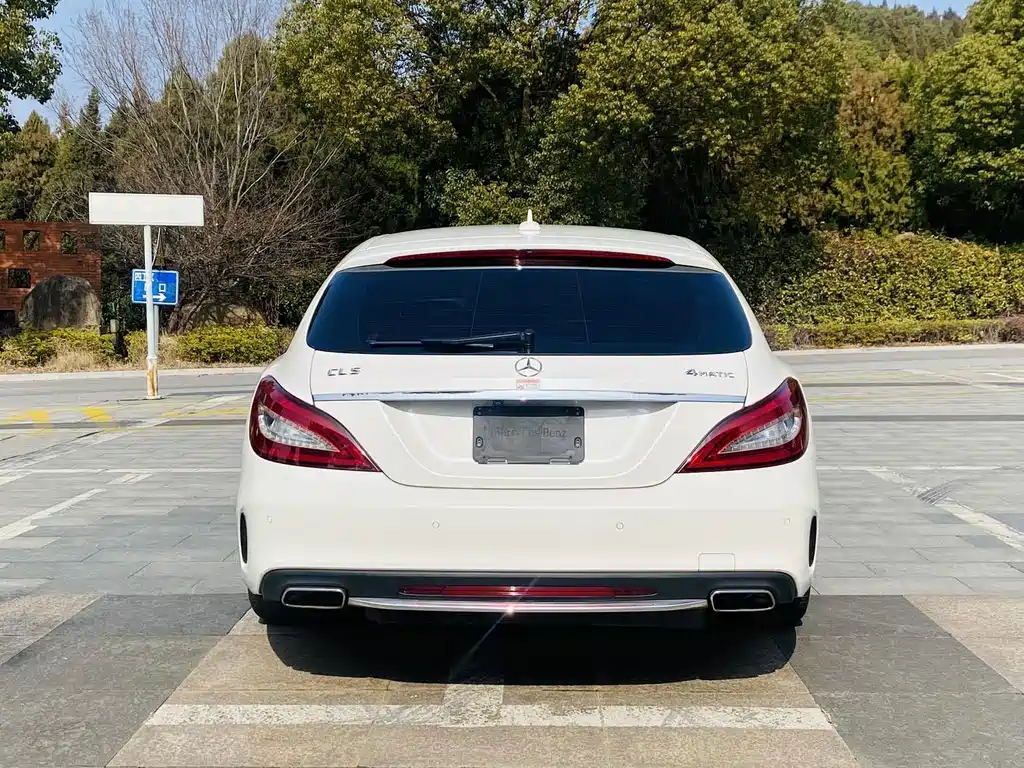 Mercedes-Benz CLS 2016 — фото 13