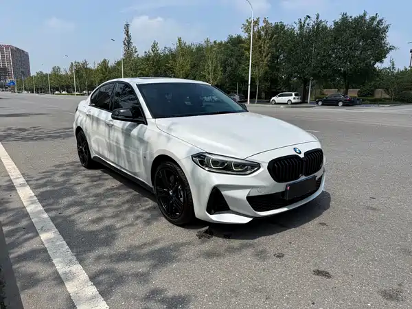 BMW 1 Series 2023