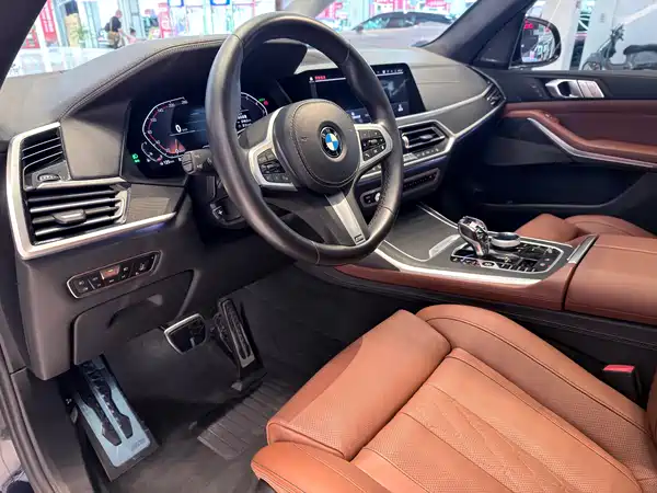BMW X7 2020