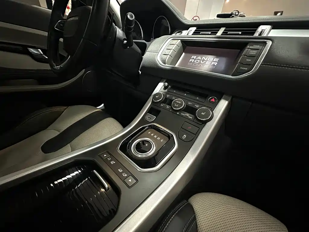 Land Rover Evoque 2014 — фото 17