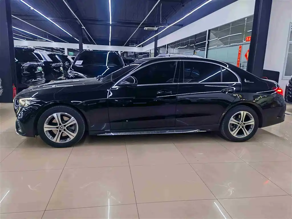 Mercedes-Benz C-Class 2022 — фото 20