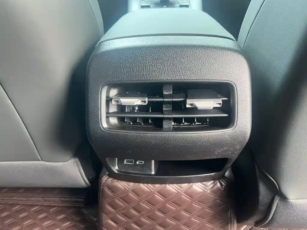 BYD Qin PLUS 2025 — фото 14