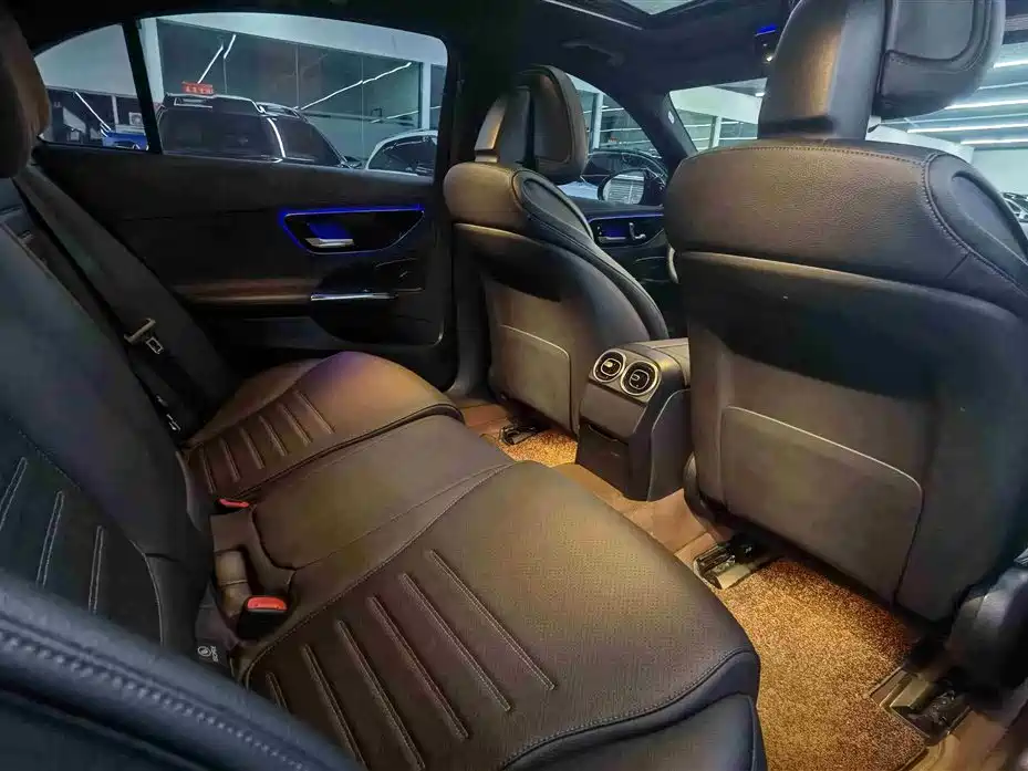 Mercedes-Benz C-Class 2022 — фото 24