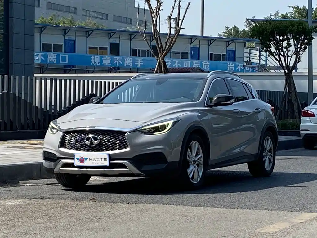 Infiniti QX30 2017
