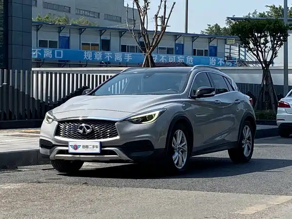 Infiniti QX30 2017
