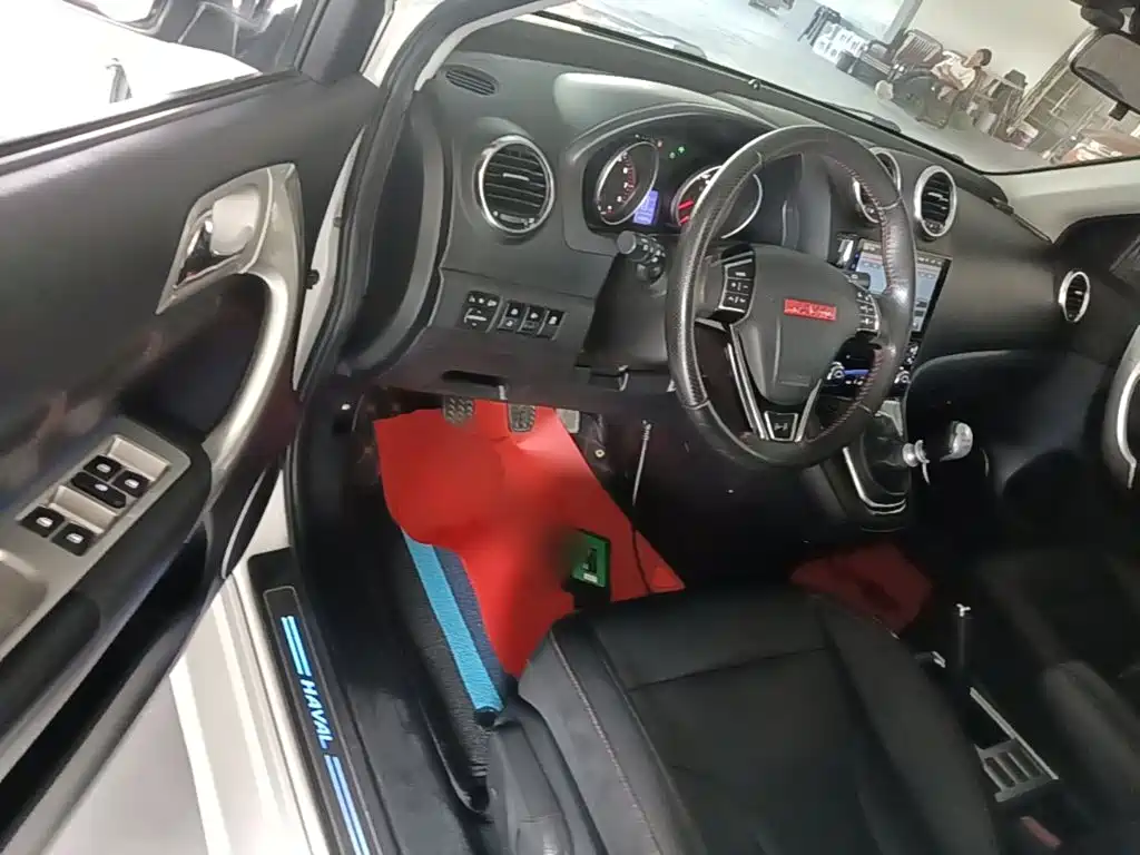 Haval H6 2015 — фото 16