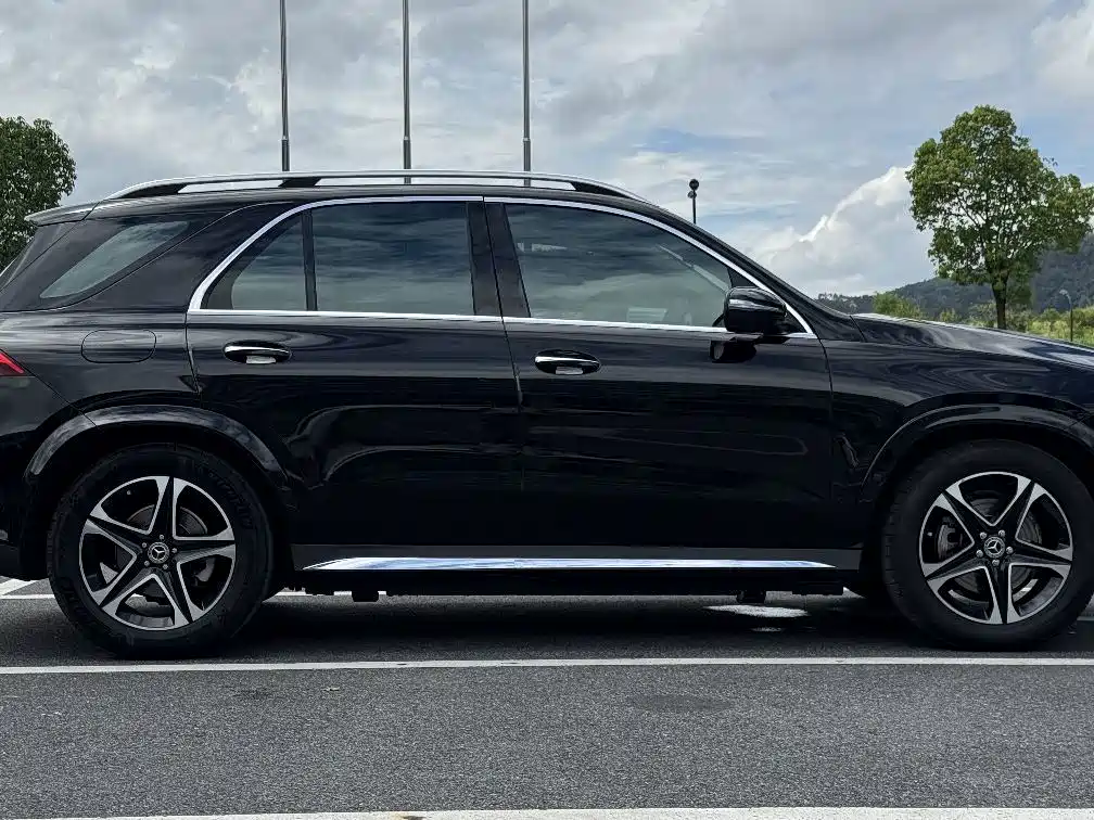 Mercedes-Benz GLE 2023 — фото 4