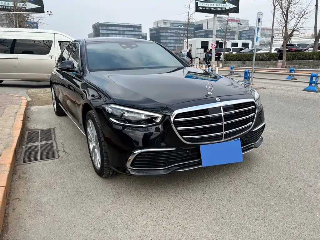 Mercedes-Benz S-Class 2025 — фото 3