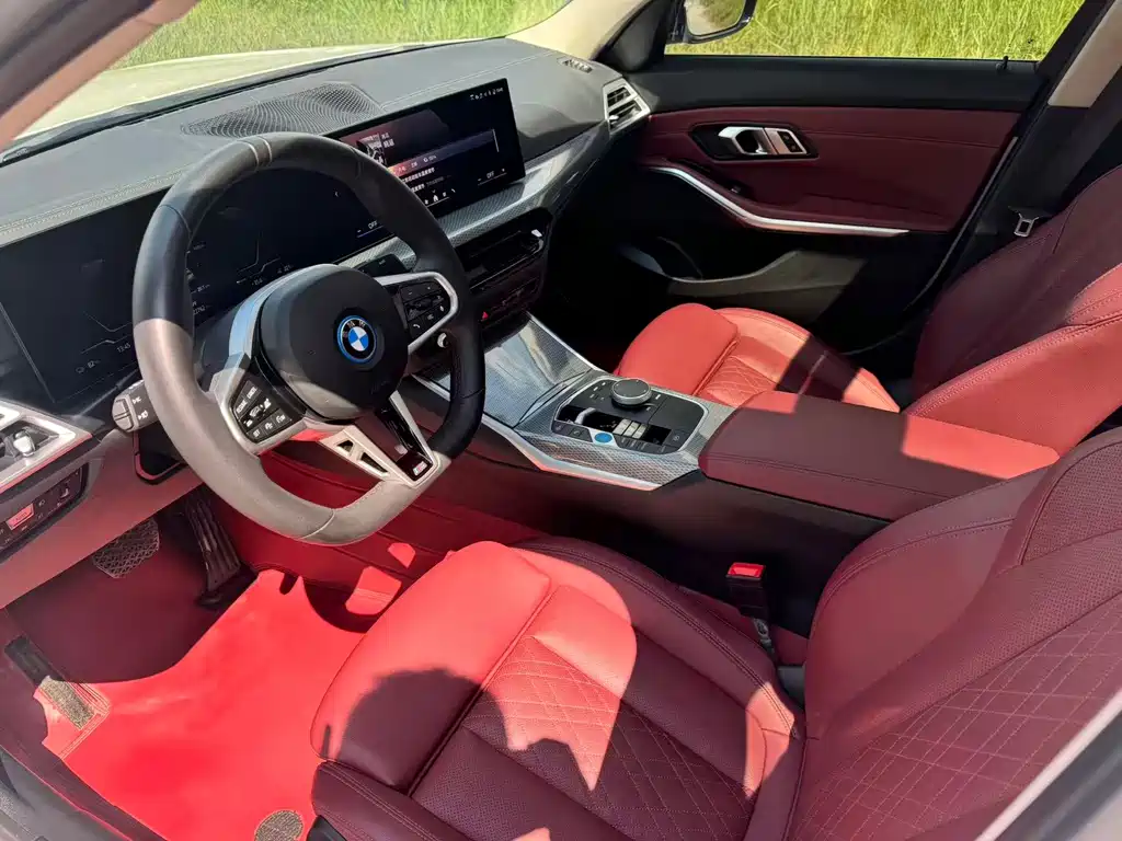 BMW i3 2025 — фото 4