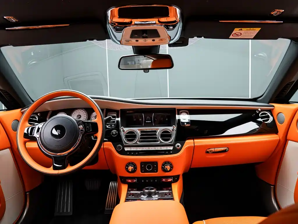 Rolls-Royce Phantom 2021 — фото 18