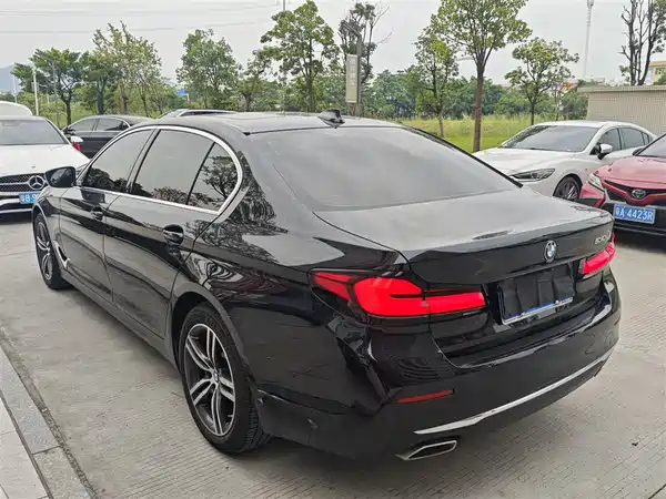 BMW 5 Series 2023