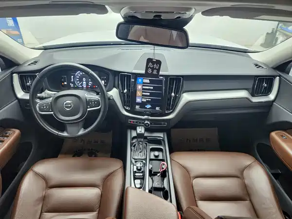 Volvo XC60 2019