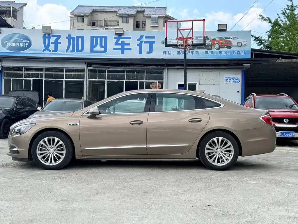 Buick LaCrosse 2018 — фото 12