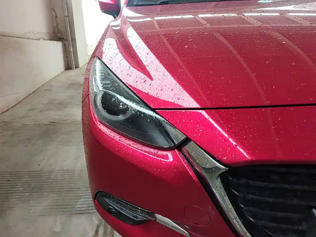 Mazda 3 Axela 2019 — фото 13