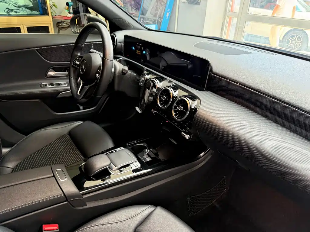 Mercedes-Benz A-Class 2020 — фото 29