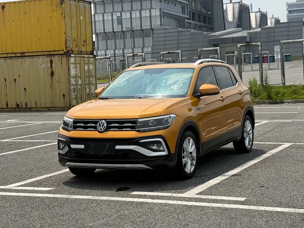 Volkswagen T-Cross 2019 — фото 1