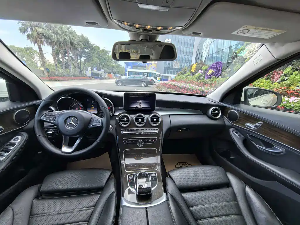 Mercedes-Benz C-Class 2015 — фото 6