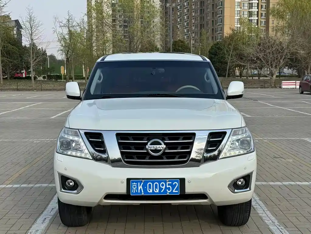 Nissan Patrol 2017 — фото 2