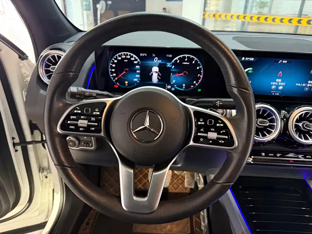 Mercedes-Benz GLB 2022 — фото 13