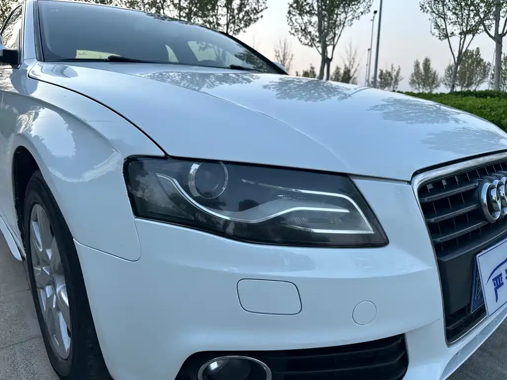 Audi A4L 2011 — фото 17